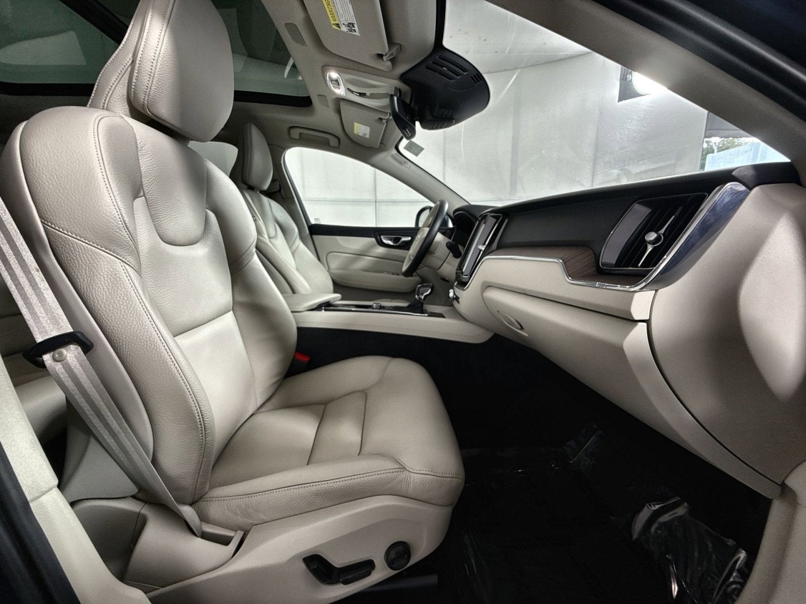 2021 Volvo XC60 Momentum